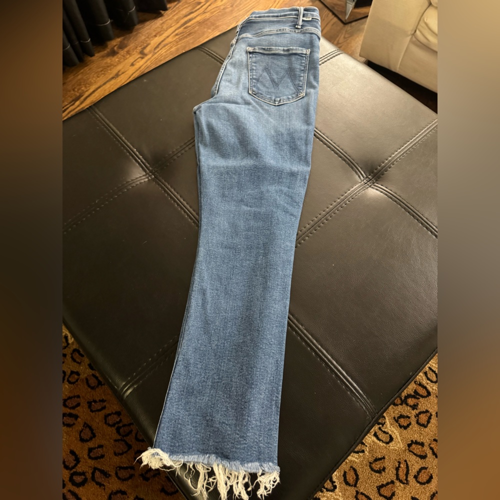 MOTHER Hustler Ankle Fray Jeans - Picture 2 of 10